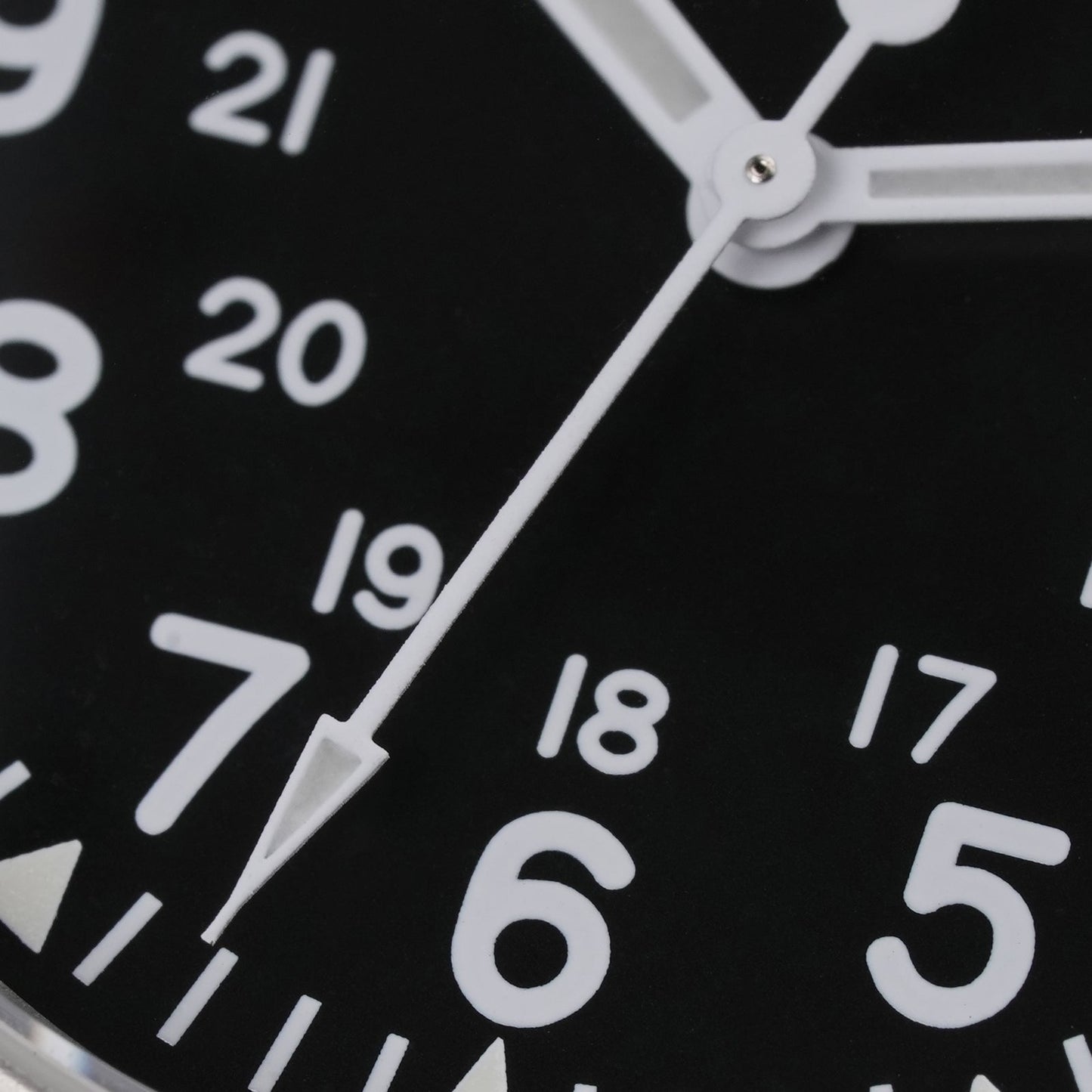 Militado ML05 White Dial VH31 Vintage Field Watch