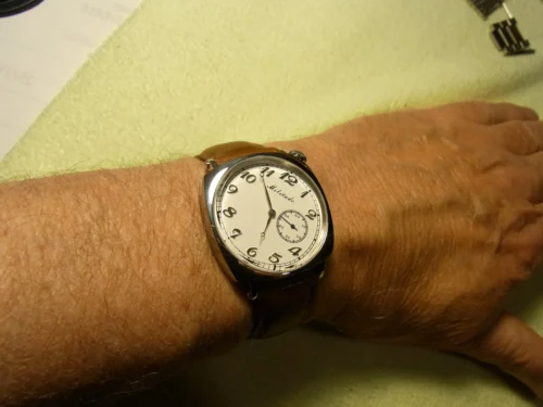 Square Watch Militado ML11 Sub Second ST1701K Automatic AR Doomed Sapphire10Bar 36mm Swiss Lume photo review